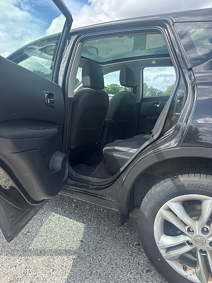 Nissan Qashqai 4 of 6