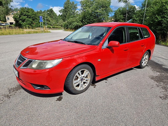 Saab 9-3 2 of 5