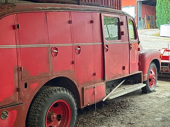 Chevrolet 6400 3 of 5