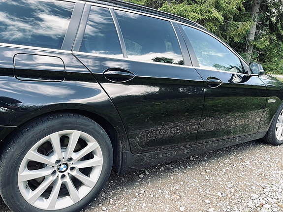 BMW 520d 9 of 17