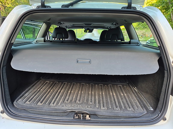 Volvo V70 12 of 21