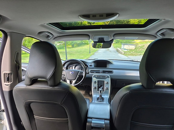 Volvo V70 15 of 21