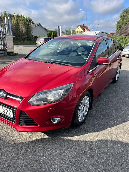Ford Focus 2 of 5