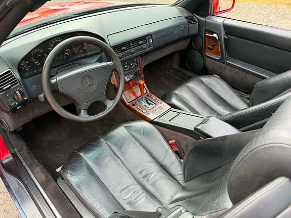 Mercedes-Benz SL500 11 of 13