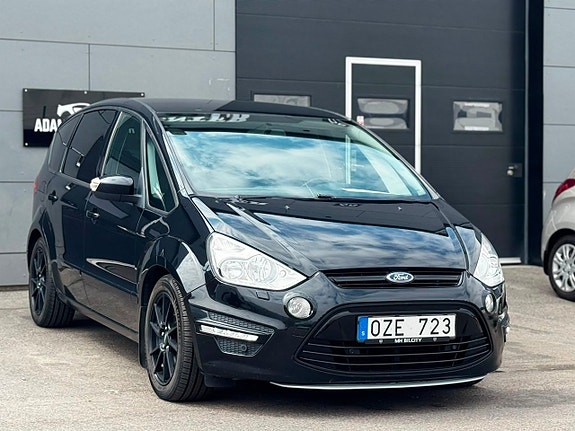 Ford S-MAX 4 of 5