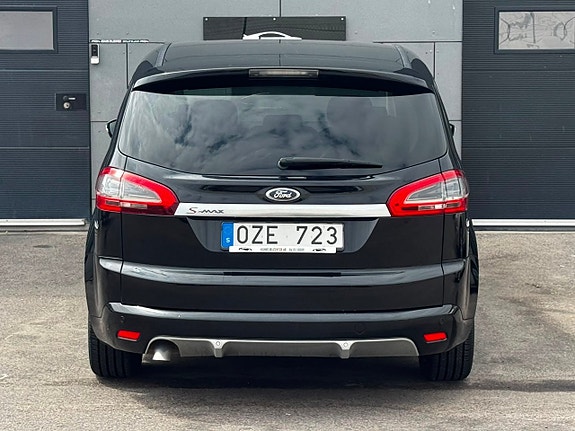 Ford S-MAX 7 of 26