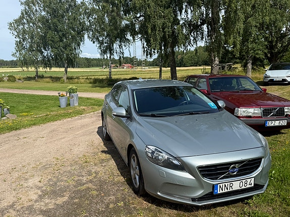 Volvo V40 4 of 4