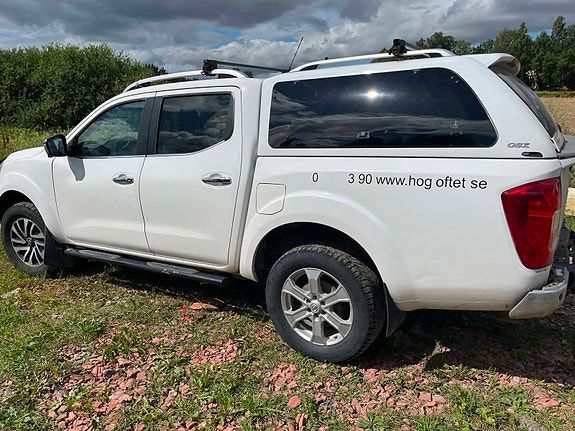 Nissan Navara 2 of 5