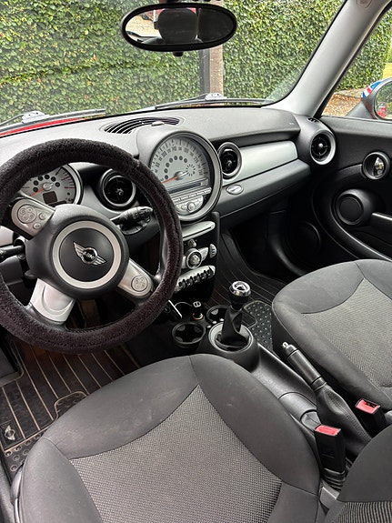 MINI One 4 of 5