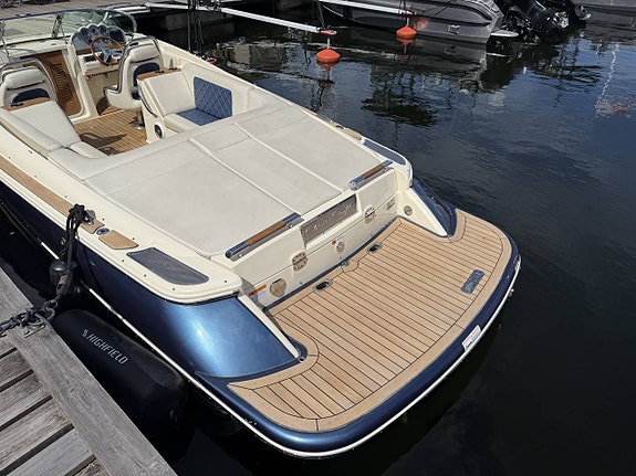 Chris Craft Corsair 25 8 of 10