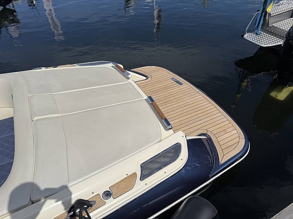 Chris Craft Corsair 25 7 of 10