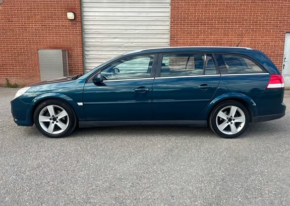 Opel Vectra 2 of 5