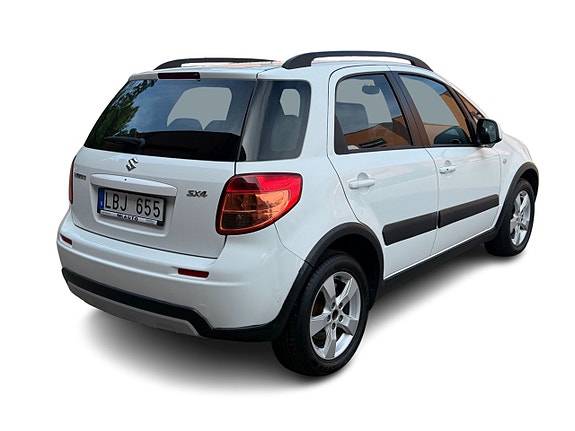 Suzuki SX4 4 of 13