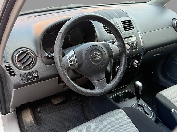 Suzuki SX4 12 of 13