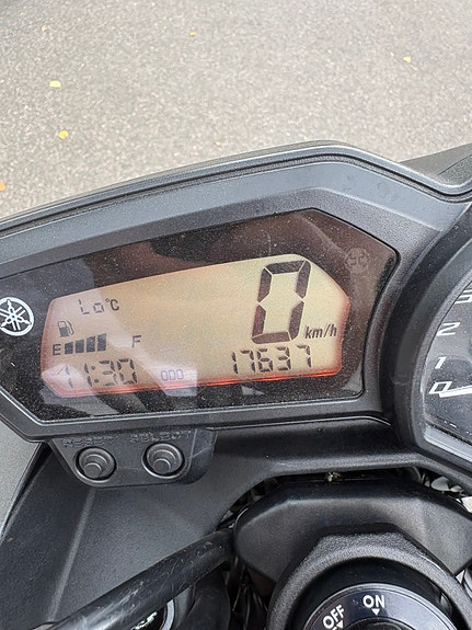 Yamaha XJ6 N A2 7 of 7