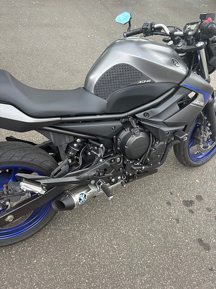 Yamaha XJ6 N A2 5 of 7