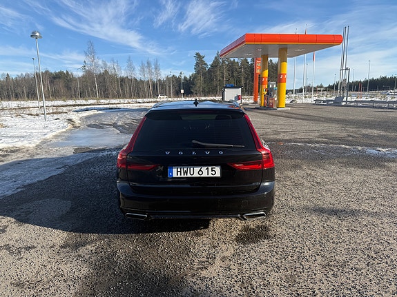 Volvo V90 4 of 5