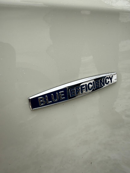 Mercedes-Benz E250 11 of 14