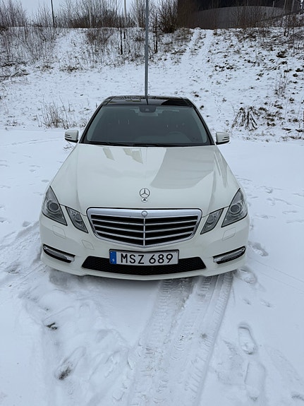 Mercedes-Benz E250 13 of 14