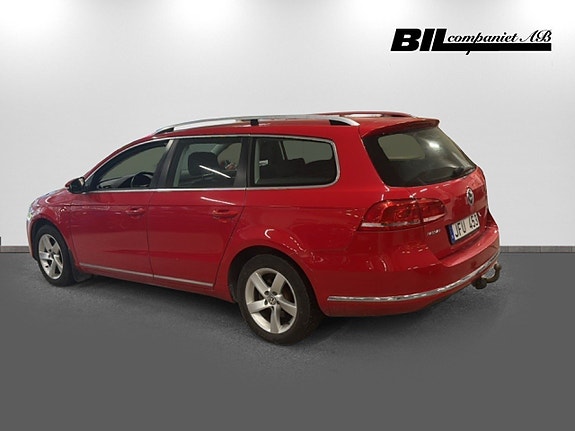 Volkswagen Passat 6 of 15