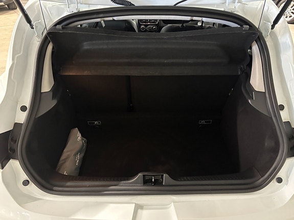 Renault Clio 9 of 10