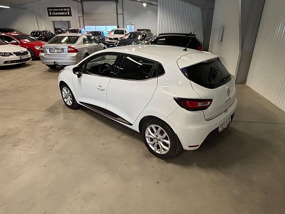 Renault Clio 4 of 5
