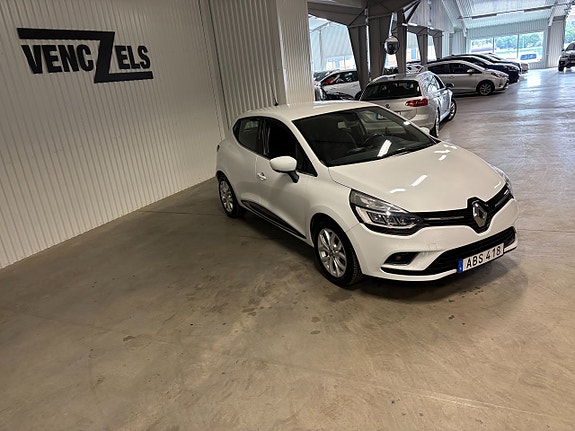Renault Clio 2 of 5