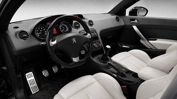 Peugeot RCZ 12 of 23