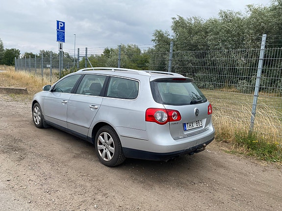 Volkswagen Passat 6 of 6