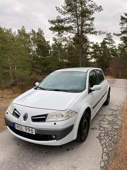 Renault Megane II 2 of 5