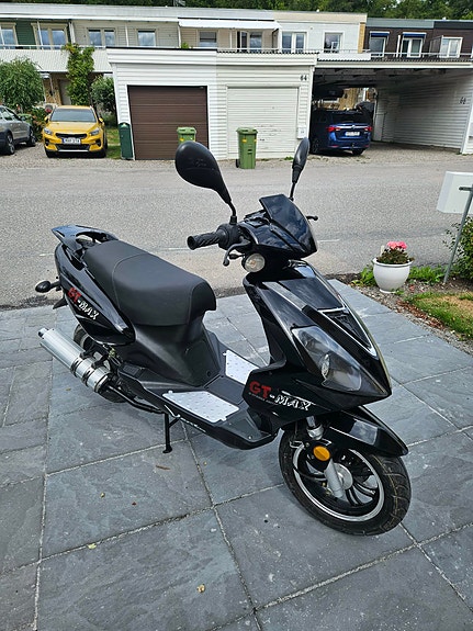 Vespa Vento gt max 4 of 4