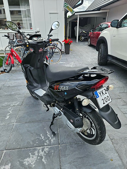 Vespa Vento gt max 3 of 4