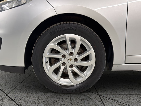 Renault Megane 13 of 30