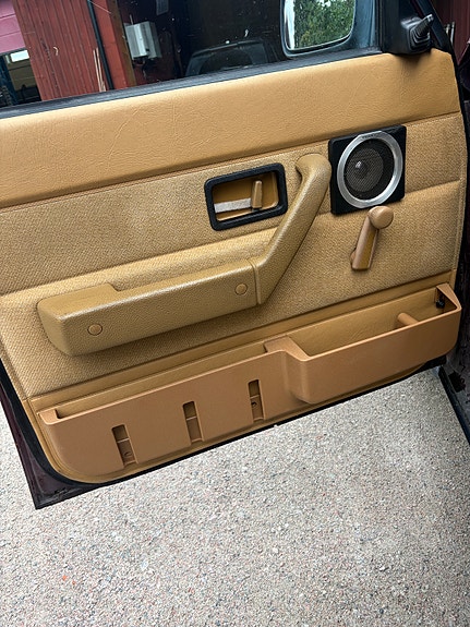 Volvo 240 5 of 5