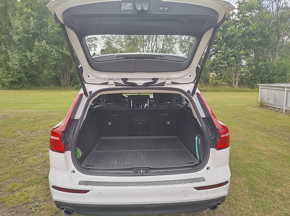 Volvo V60 7 of 14