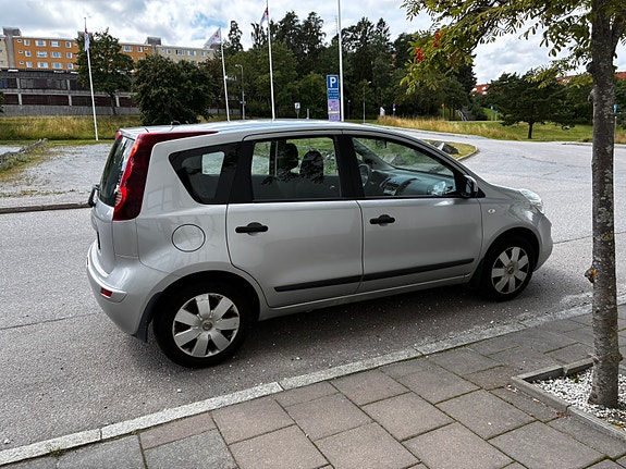 Nissan Note 3 of 5