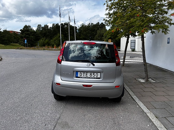 Nissan Note 2 of 5