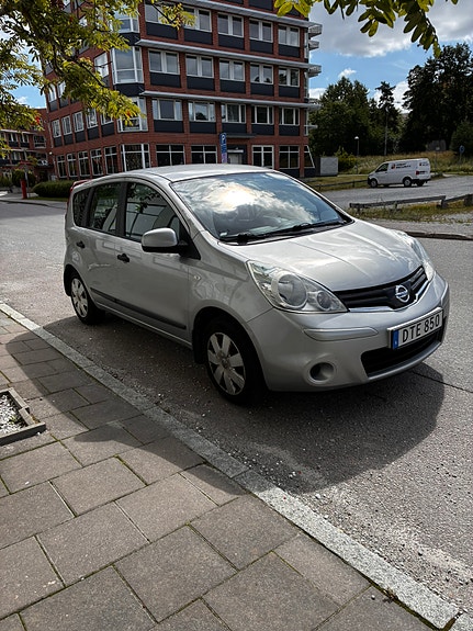 Nissan Note 4 of 5