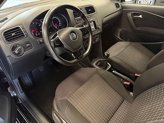 Volkswagen Polo 12 of 16