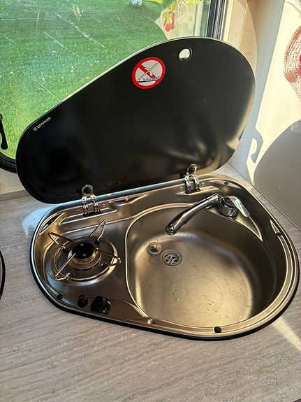 Adria Adora 512 UL 8 of 24