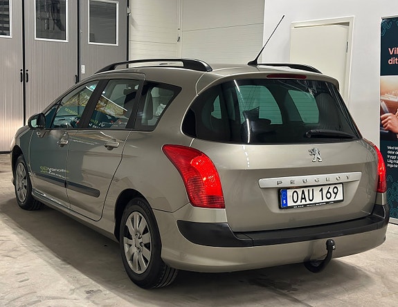 Peugeot 308 SW 5 of 5