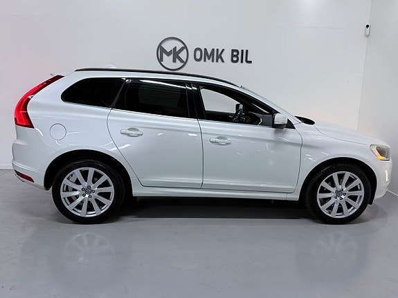 Volvo XC60 4 of 5