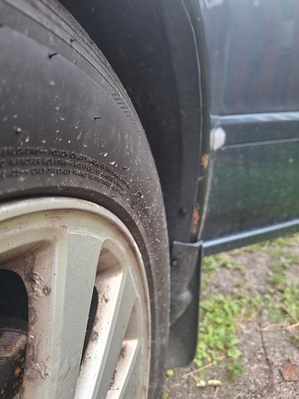 Volvo V70 10 of 12