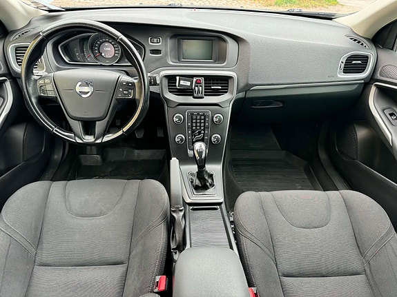 Volvo V40 5 of 6