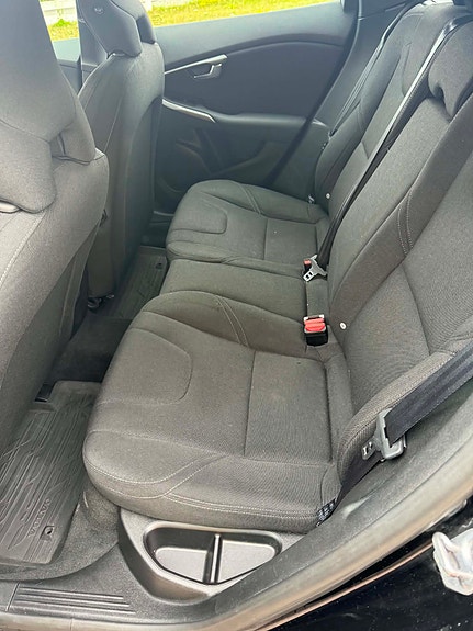 Volvo V40 6 of 6
