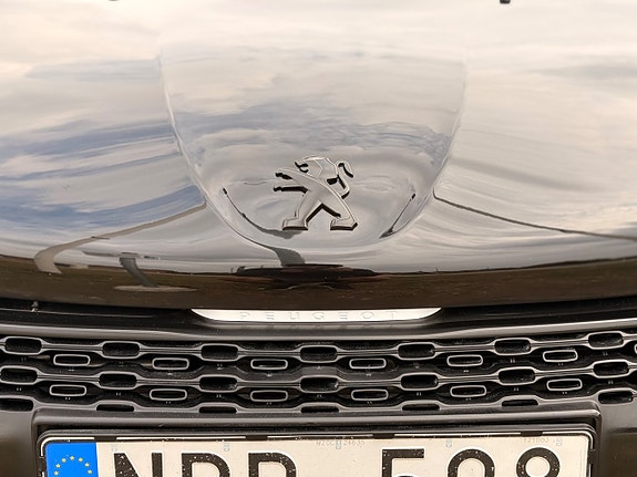 Peugeot 208 5 of 5