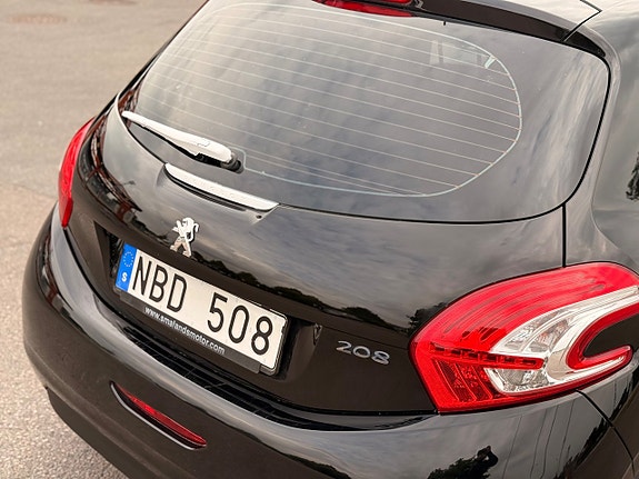Peugeot 208 15 of 26