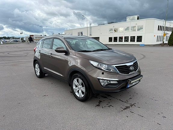 Kia Sportage 2 of 5