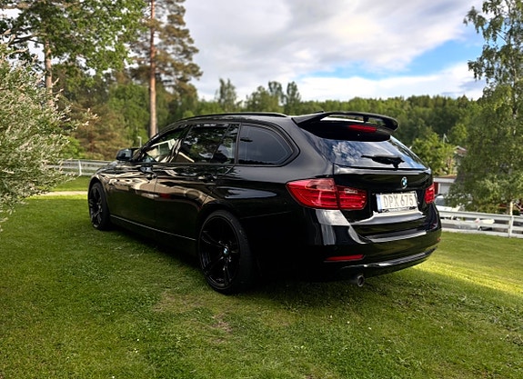 BMW 320d 3 of 8