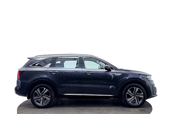 Kia Sorento 5 of 30